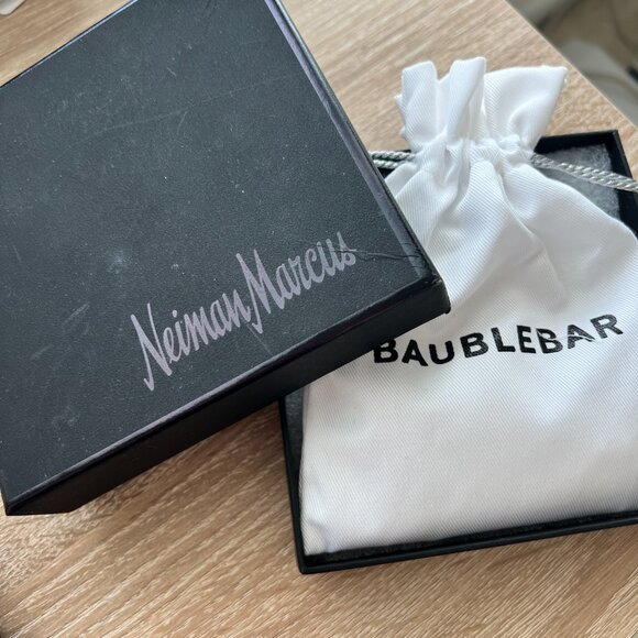 NWT Baublebar Women's White Gold Sheri Imitation Pearl Linear Drop Earrings - Picture 4 of 4